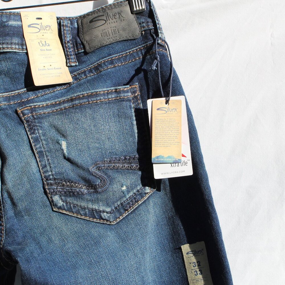 SILVER SUKI SLIM BOOTS MID RISE PERFECTLY CURVY DARK WASH JEANS 32/33 NWT